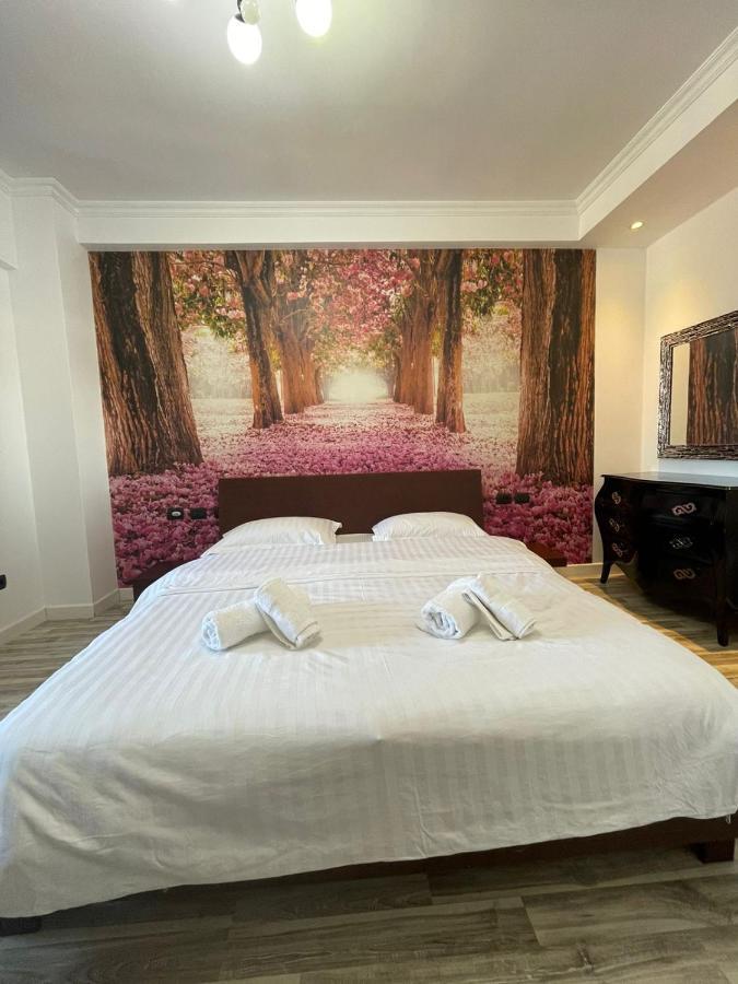 Tirana Center Apartment Esterno foto