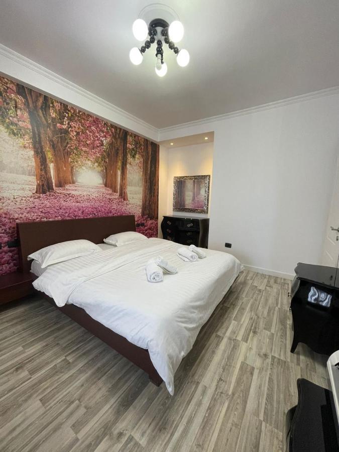 Tirana Center Apartment Esterno foto