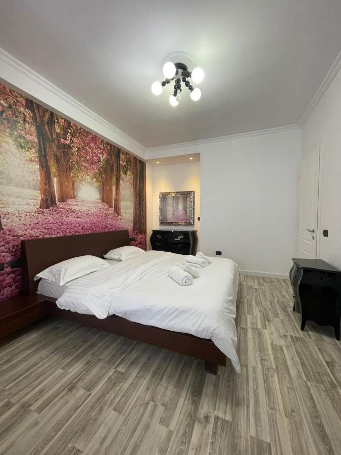 Tirana Center Apartment Esterno foto