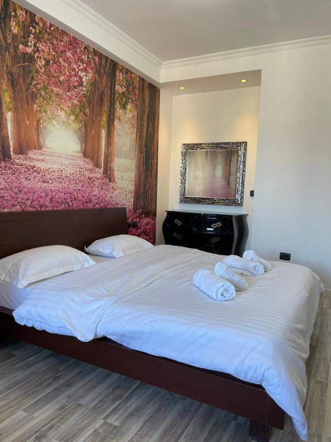 Tirana Center Apartment Esterno foto