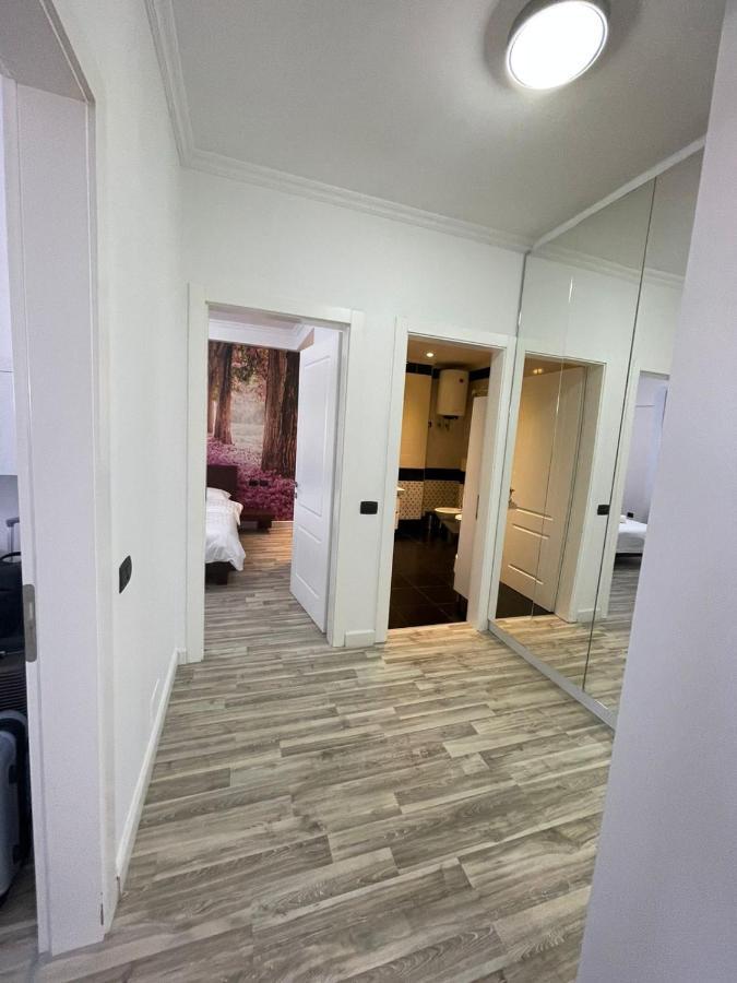 Tirana Center Apartment Esterno foto