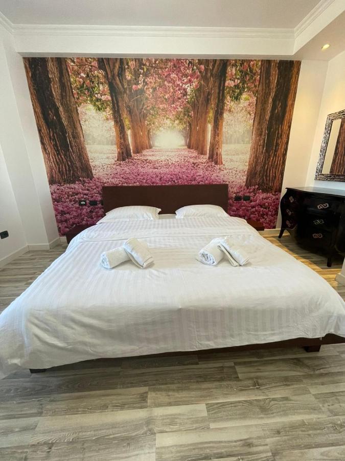 Tirana Center Apartment Esterno foto