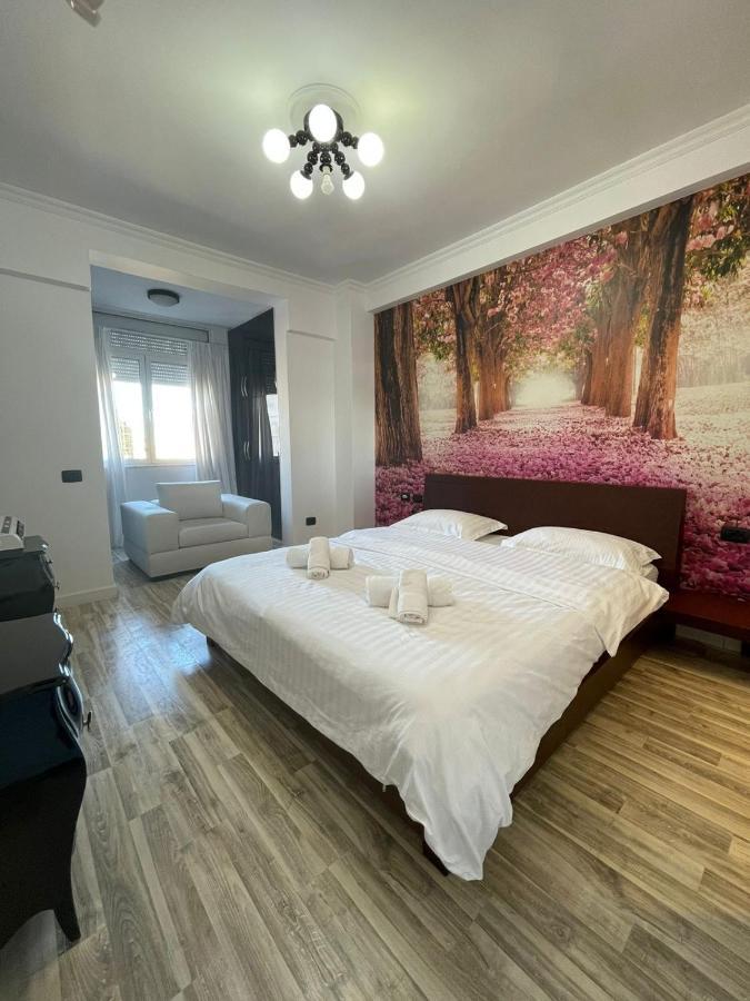 Tirana Center Apartment Esterno foto